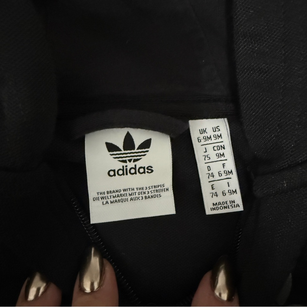 🖤 Adidas Originals Baby Tracksuit (6–9 Months) - Picture 2 of 3